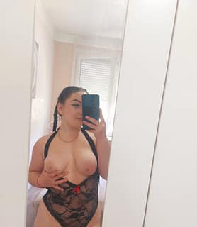 Emili (24) - Szolnok - kép 1034384