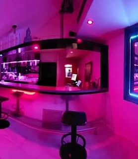 Lora Dora Laufhaus és Bár - Szentgotthárd - kép 945832