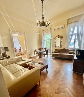 Exhibitionist Doll House - Budapest V. - kép 927868