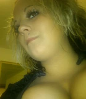 Bella (32) - Almásfüzitő - kép 519026