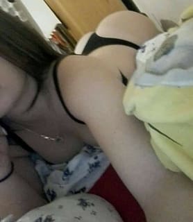 Emili (24) - Szolnok - kép 906960