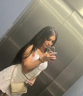 Réka (19) - Tatabánya - kép 1040585