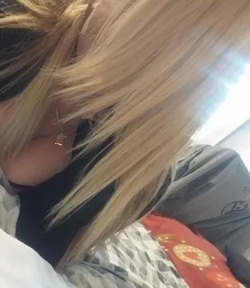 Sziszi (34) - Pécs - kép 1045983