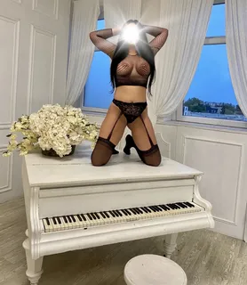 Szandi (32) - Veszprém - kép 925057