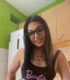 Maja (26) - Győr