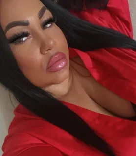 Vivienn (31) - Pécs - kép 1030179