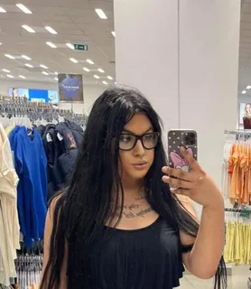 Maja (27) - Győr - kép 982075