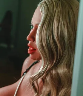 Exhibitionist Doll House - Budapest V. - kép 927848