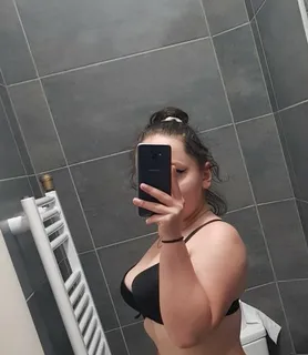 Emili (24) - Debrecen - kép 926554