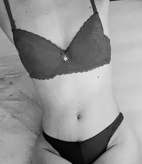 Fanni (24) - Zalaegerszeg - kép 1051680