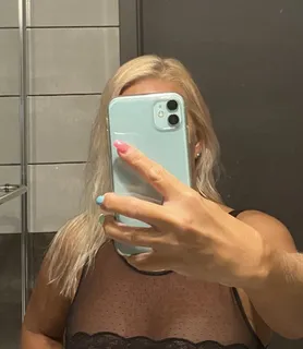 Lia (43) - Pécs - kép 802320