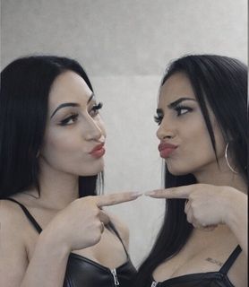 Lezbicsajszik (22) - Pécs - kép 1053455