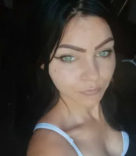 Lara (22) - Pécs - kép 1021274