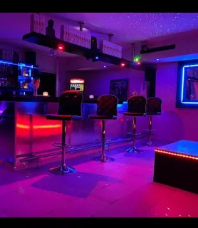 Lora Dora Laufhaus és Bár - Szentgotthárd - kép 945825