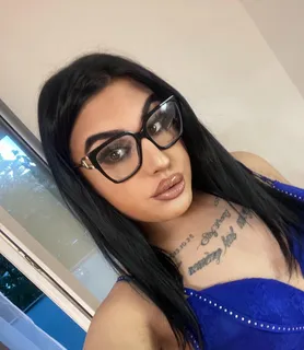 Maja (26) - Győr
