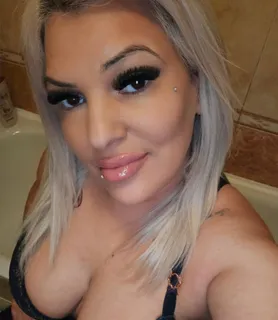 Kamilla (40) - Kecskemét - kép 1050038