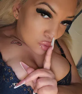 Kamilla (40) - Kecskemét - kép 1050033