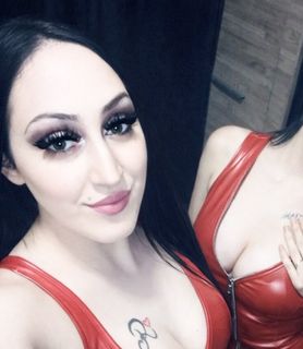 Lezbicsajszik (22) - Pécs - kép 1053454