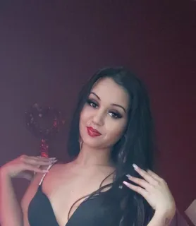 Lili (20) - Miskolc - kép 1053864