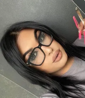 Maja (27) - Győr - kép 1006017