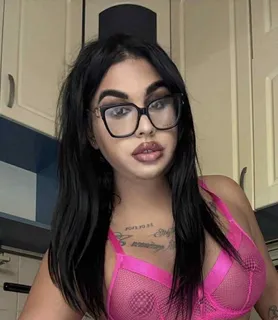 Maja (27) - Győr - kép 1040636