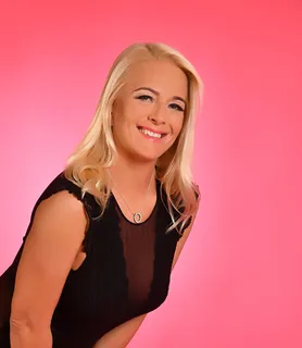 Lia (44) - Győr - kép 710043