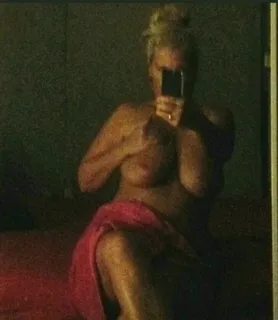 Sári (52) - Gödöllő - kép 987318