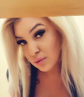 Kamilla (40) - Kecskemét - kép 1000806