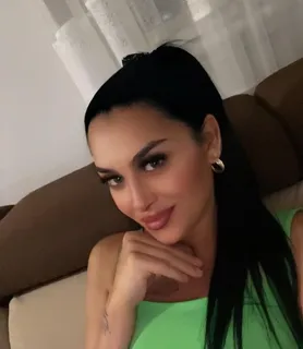 Réka (19) - Tatabánya - kép 1040850