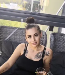 Tina (27) - Sátoraljaújhely - kép 1032257