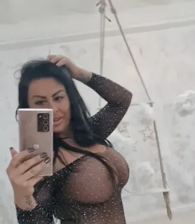 Sindy Sixx (39) - Siófok