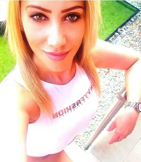 Lola (32) - Győr - kép 1038765