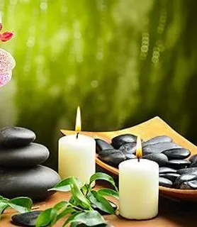 Emese (40) - Győr - kép 1014995