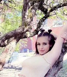 Tina (27) - Sátoraljaújhely - kép 1032256