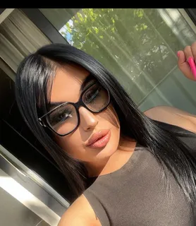 Maja (27) - Győr - kép 1005392