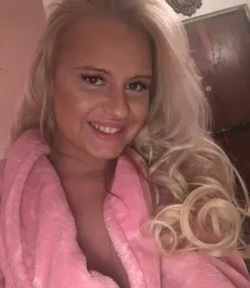 Nikka (35) - Kecskemét - kép 1047090