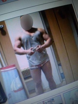 Richescort Férfi szexpartner +36 70 243 2303 fénykép 3