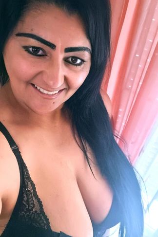 Győr, 45 éves escort, Bea