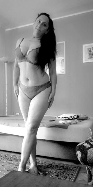 Anna Női szexpartner +36 70 213 3386 fénykép 19