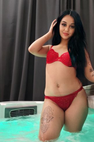 Pécs, 19 éves escort, Lili