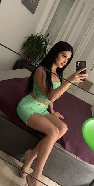 Réka Női szexpartner +36 30 582 1690 fénykép 5
