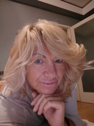 Szamanta Női szexpartner +36 30 318 9641 fénykép 71