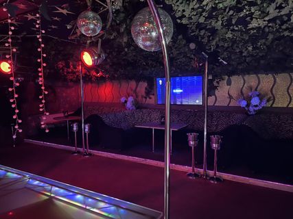 SWINGERKN swinger klubb - Komárom