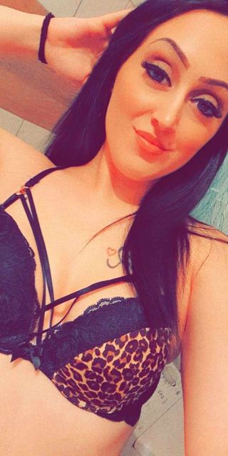 Lizus Webcam Női szexpartner +36 30 467 4643 fénykép 72