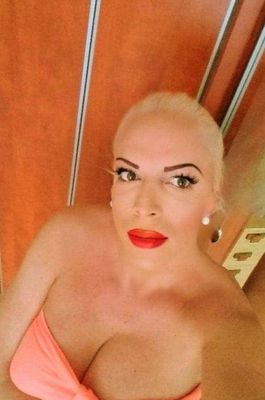 Brigitte Transzszexuális