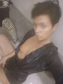 Lara (44) - Győr
