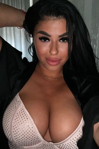 Debrecen, 24 éves escort, Liza