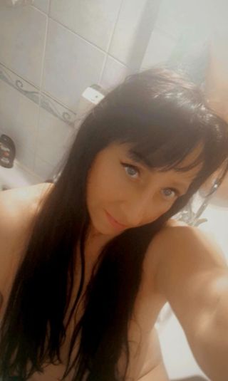 Anna Női szexpartner +36 70 213 3386 fénykép 3