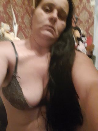 Szexistennő Női szexpartner +36 70 231 7167 fénykép 107