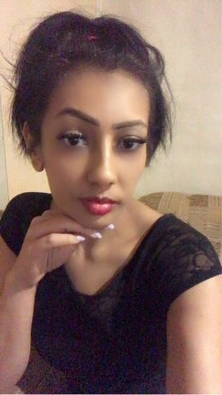 Tifani Női szexpartner +36 20 542 5761 fénykép 4